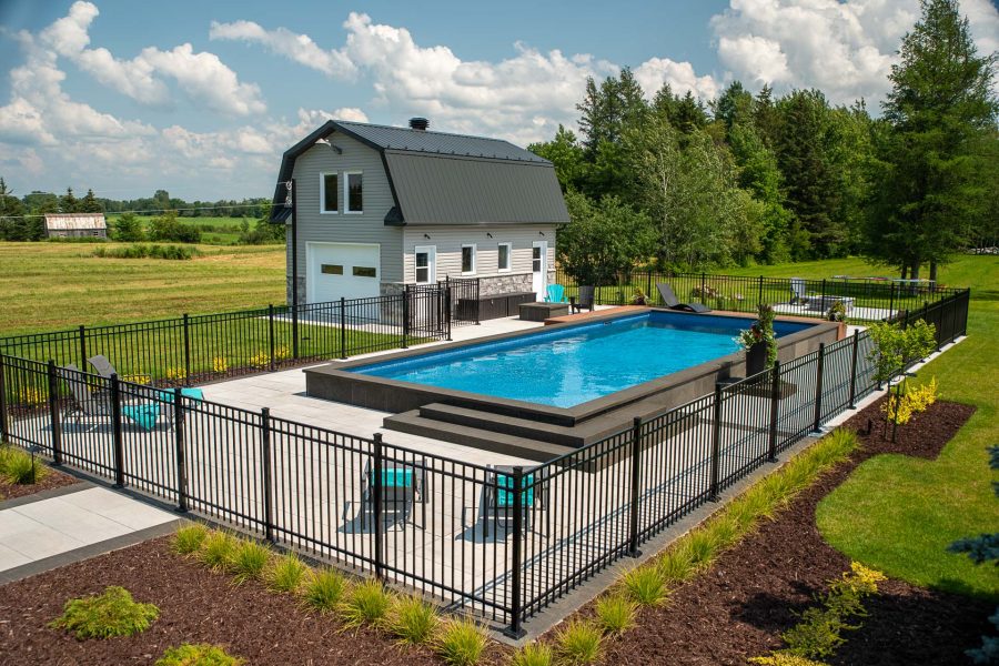 La grande piscine semi-creusée